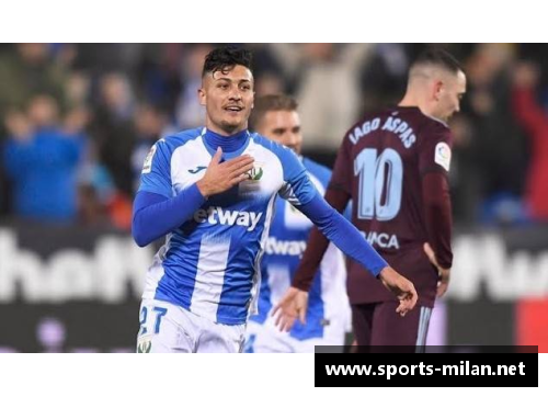 塞维利亚与奥斯卡·罗德里格斯友好解约，揭示职业足球中的背后故事